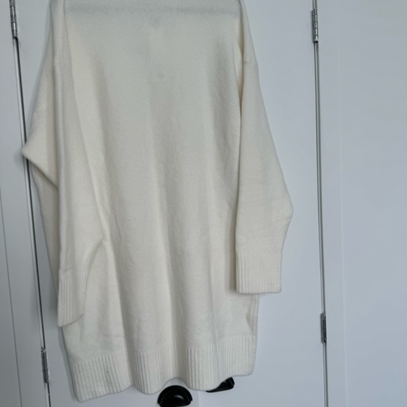 Oversized Sweater Dress - Zara. - Picture 3 of 3